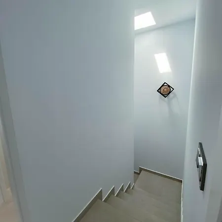 Marina Suites 7
